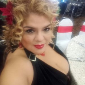 Meet your Posher, Sandy